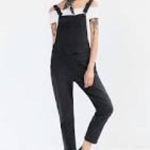 Urban outfitter black overalls
